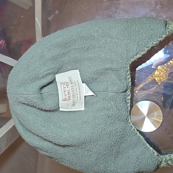 Aran Wool Chunky Cable Knit Fleece Lined Hat with Ear Flap In Army Green NWOT - Picture 9 of 10